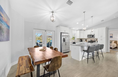Englewood East House | Family Fun-Relaxing Home w/heated Pool & Game Room