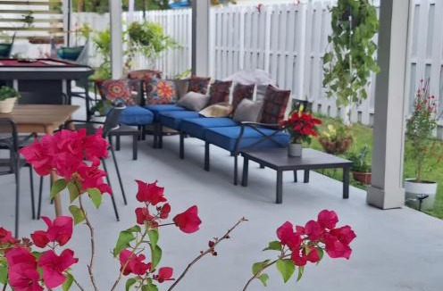 Cutler Bay Apartment | Family Getaway 3-bedroom Private Duplex House parking WiFi BBQ GRILL pet-friendly