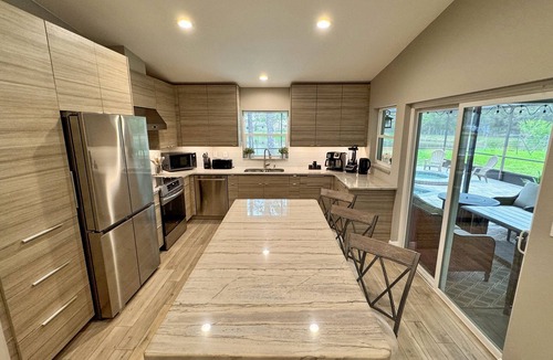 Ozona House | Family Paradise: Salt Pool, Hot Tub, XBox & Nature Views!
