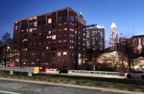 Fourth Ward Condo | Fantastic 2-bedroom condo with free parking