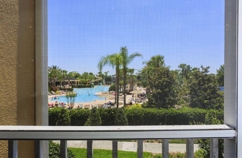 West Kissimmee Apartment | Fantastic Condo - Overlooking Pool -Just 2 miles from Disney