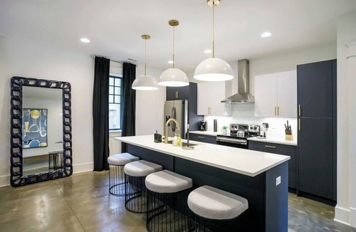 Hillsboro Village House | Feb. Discount! 3 Connected Homes with a Hot Tub