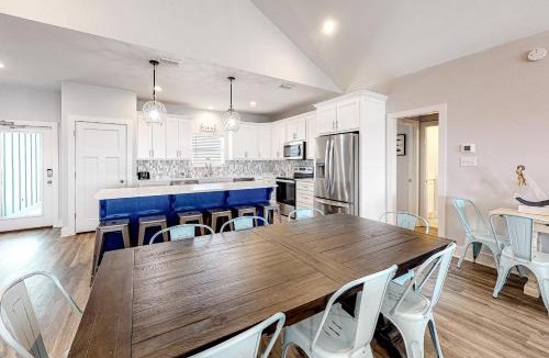 Dauphin Island House | Feelin' Tip-Sea