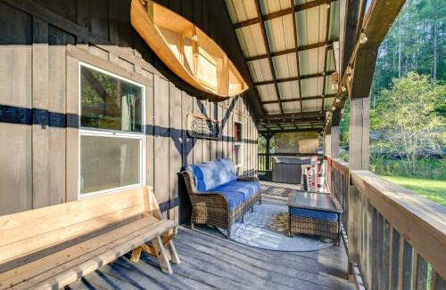 Campton House | Fireside Evenings: Red River Gorge Gem w/Hot Tub