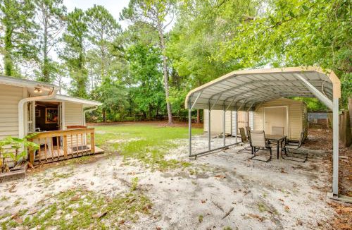 Magnolia Bluffs House | Fish, Relax and Repeat Home with Yard in Eastpoint!