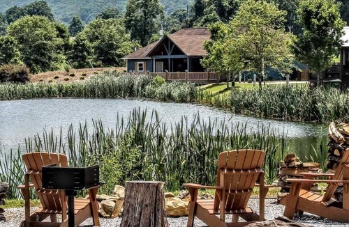 Morganton House | Flamingo Ridge - Lakeside Airstream in Blue Ridge