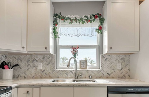 Arcadia House | Florida Countryside Retreat-Charming 3-bedroom house with Jacuzzi and Spa pool!