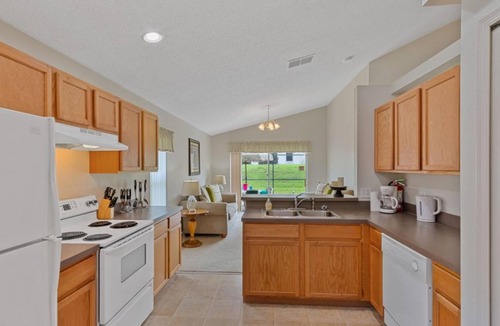 Florida Pines House | Florida Pines by Shine Villas