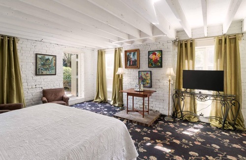Historic District - North Bed & Breakfast | Foley House Inn
