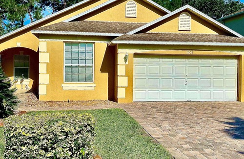 Haines City House | Forest Hill Villa - 4BR Villa w Private Pool and Golf course View