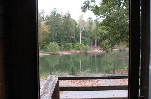 Advance Resort | Forest Lake Camping Resort Lakefront Cabin 11