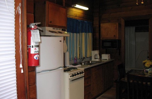 Advance Resort | Forest Lake Camping Resort Cabin 14
