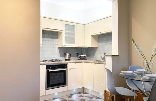 Glenisla Apartment | Forest Park Apartment