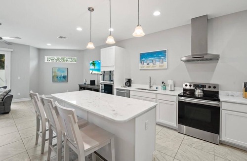 Indian Harbour Beach House | Fortebello Beachside 160 - quaint Beachtown near SpaceCoast