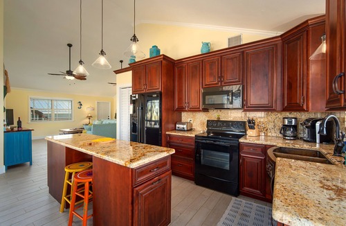 Cudjoe Key House | Foster`s Folly | Gorgeous canalfront pool home close to open water on Cudjoe Key