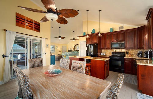 Cudjoe Key House | Foster`s Folly | Gorgeous canalfront pool home close to open water on Cudjoe Key