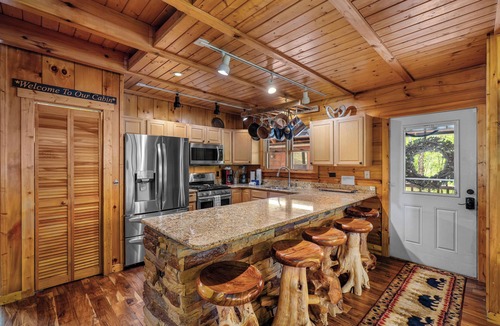 Smoky Mountains Cabin | Free Tickets | Creek-Side, Views, INSANE Arcade, Yard, Fireplace