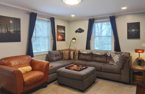 East Raleigh House | Freshly Renovated Raleigh Home Near Downtown!