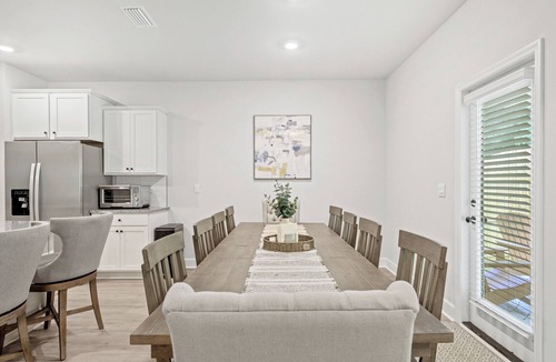 Tallahassee House | Fully-Fenced Backyard! Perfect for Families/Groups
