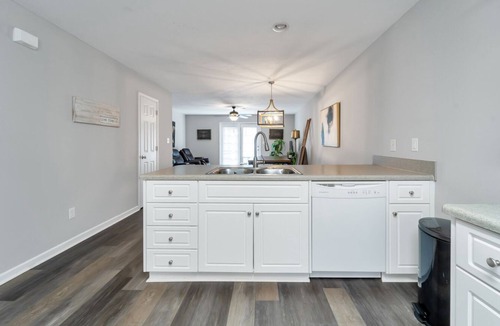 Martinez House | Fully Furnished Gated Townhouse - 1016 Micah Tr