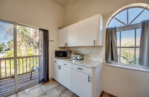 Laguna Shores House | Fully Updated/Luxury Beach House w/Master Suite-Close to beach!