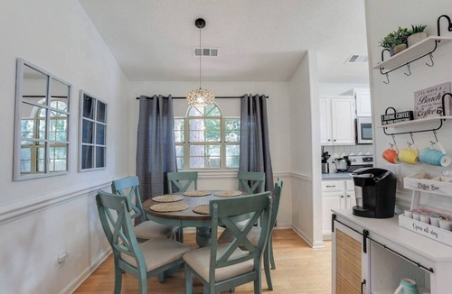 Savannah House | Fun Family Friendly 3bd/2ba Near Tybee & Savannah