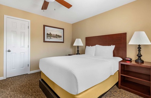 Berkeley Hotel | Fun Starts Here! Onsite Pool and Fitness Center!