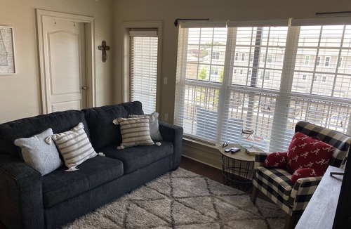 Tuscaloosa Condo | Game Day Rental close to Bryant-Denny Stadium