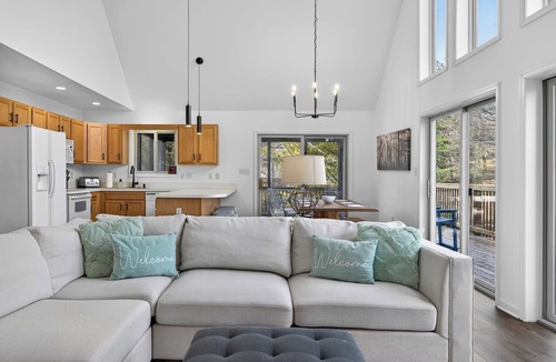 The Woods House | Game Room, FirePit, Screened Porch & Golf Views