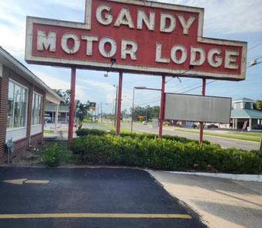 Perry Hotel | Gandy motor lodge