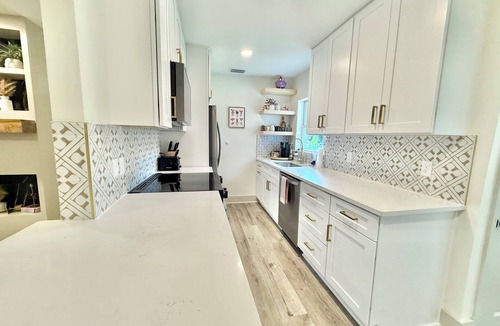 Tallahassee House | Garnet and Glam 1.2 miles from FSU Stadium 4-bedroom 2 bath house