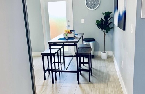 Buena Vista Apartment | Gated 2Bd 1Bth Design Dist. 10-min to beach 4400