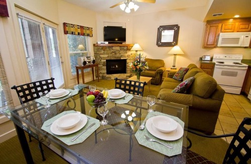 Pittman Center Villa | Gatlinburg | Scenic Golf Retreat | Pool + Golf