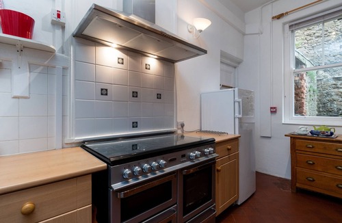 Llandudno Cottage | Glain Orme - Four Bedroom Cottage, Sleeps 10