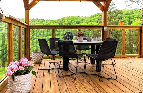 Pikeville Cabin | Glamping Dome | Biggest Deck + Hot Tub | Canyon & Valley Views