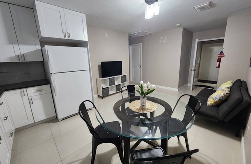 Golden Gate Apartment | Golden Apartment