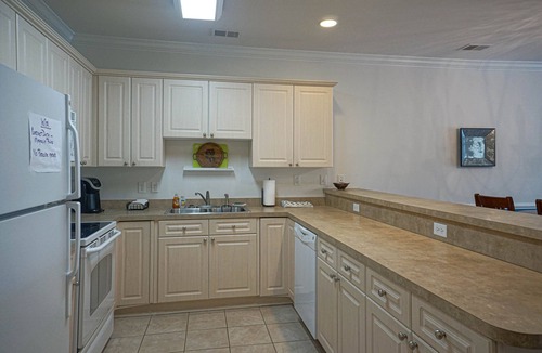 Central Myrtle Beach Condo | Golf, Beach, Family Fun and your "Happy"ness