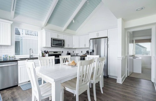 Bald Head Island House | Golf & Ocean Views Renovated New 3 BR 3 Full Baths BHI Club Pet Friendly
