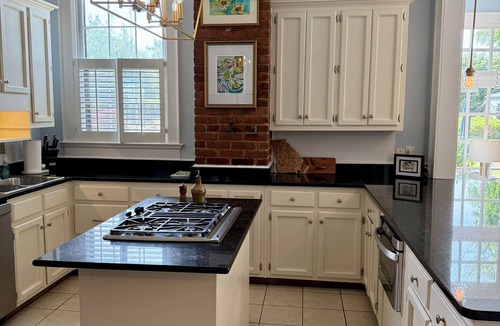 Summerville House | Golf Week Retreat - Historic Summerville Home w/Pool, Spa + Entertaining Spaces
