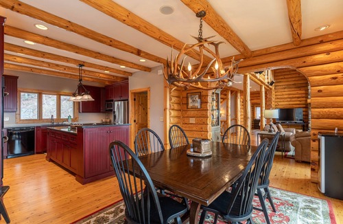 Lenoir House | Good Day Sunshine - 4BR South of Blowing Rock with amazing views, ample privacy, and a hot tub