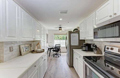 Tara Golf and Country Club Condo | GORGEOUS 2-2 Home - exquisite finishes and perfect locale Sarasota/Bradenton