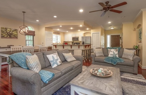 Seabrook Island Villa | Gorgeous 3 BR/2.5 BA Family Friendly Villa! Golf Views! Amenity access for purchase!