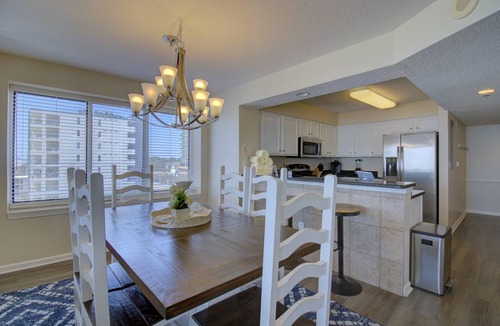 Crescent Beach Condo | Gorgeous 4 Bedroom 3 Bath Corner Oceanfront Condo - Crescent Shores North Myrtle Beach