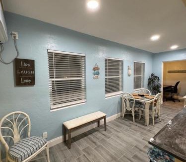 Gulfport Apartment | Gorgeous Beach Condo