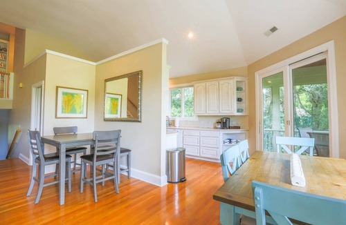 Vanderhorst Plantation House | Gorgeous Natural Light, Vaulted Ceilings & Fairway Views. Back Deck & Screened Porch.