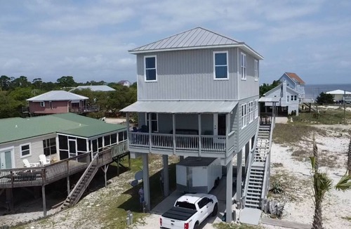 Alligator Point House | Gorgeous Ocean Views in Modern Beachfront Home
