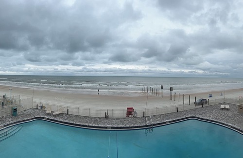 Davis Apartment | Gorgeous Oceanfront Coastal Bliss 1 BR Apartment with Private Balcony & Pool