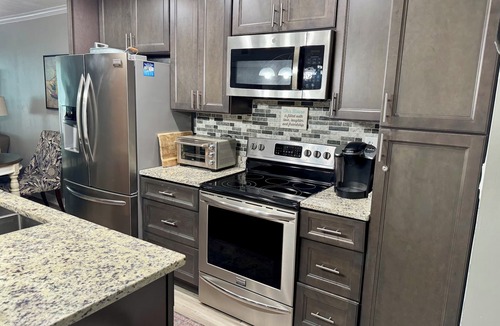 Palmetto Dunes Condo | Gorgeous View and just steps to the Beach!