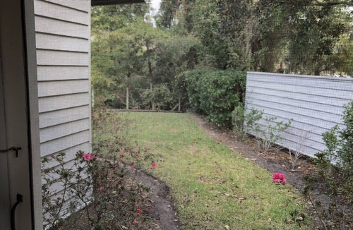 Shipyard Plantation Villa | Great 2 bedroom Ranch unit with private back yard at Brigantine Quarters