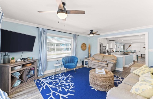 Kure Beach House | Great Beach Cottage - Steps from the Beach!